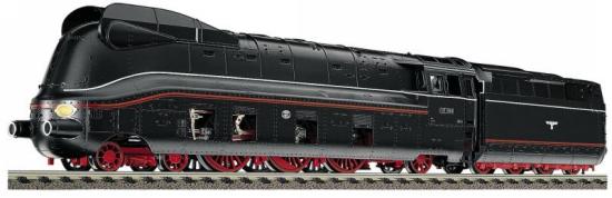 Express Steam locomotive BR 03.10 with streamlined bodywork and tender 22 T 34 St and with Digital Sound<br /><a href='images/pictures/Fleischmann/417171.jpg' target='_blank'>Full size image</a>